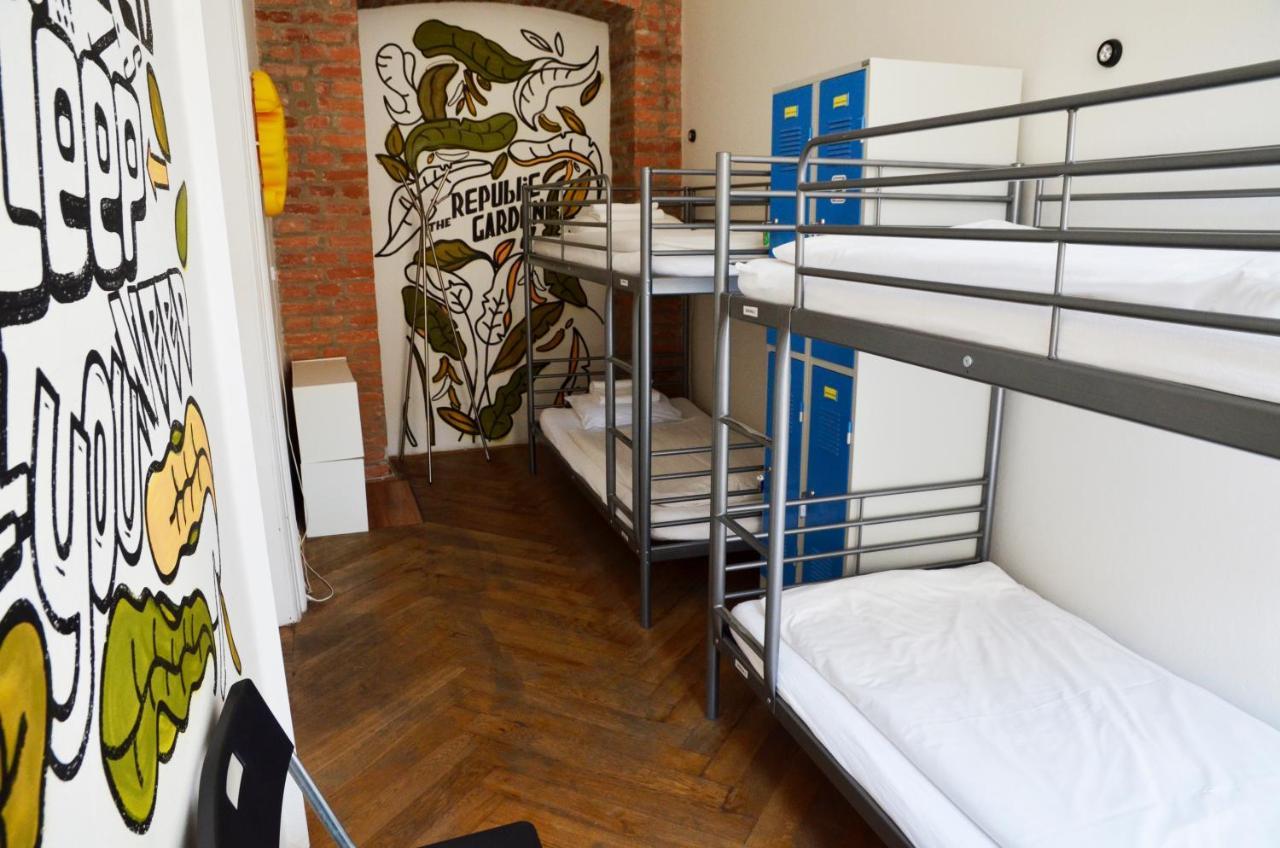 Hostel The Republic Garden Praha Exteriér fotografie