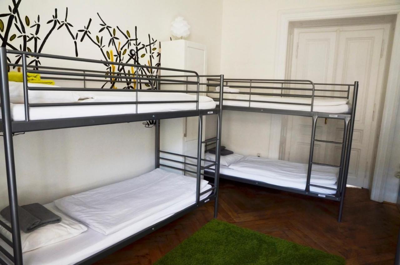 Hostel The Republic Garden Praha Exteriér fotografie