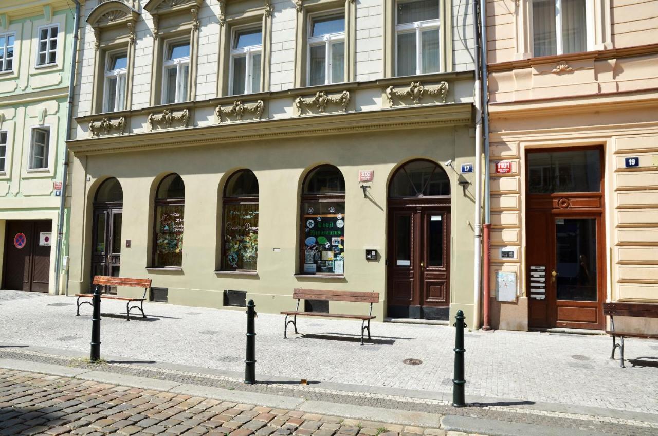 Hostel The Republic Garden Praha Exteriér fotografie